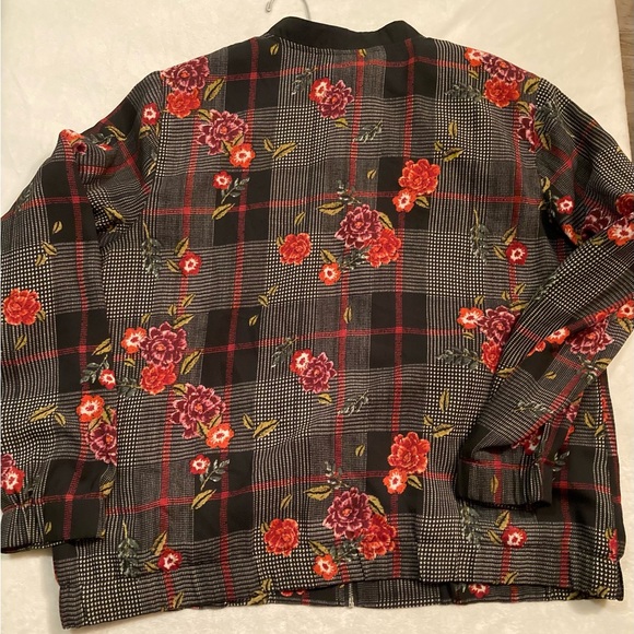 Floral bomber jacket - Picture 5 of 8
